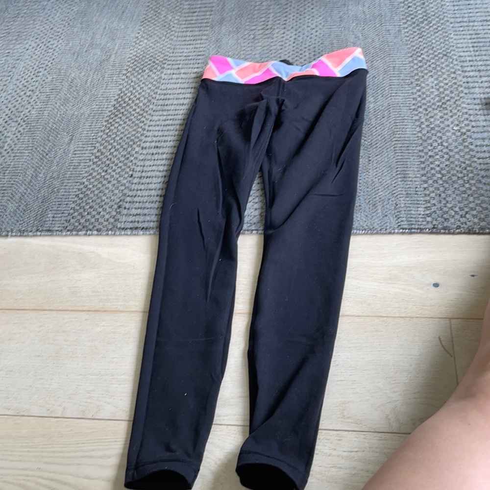 Reversible ivivva leggings
